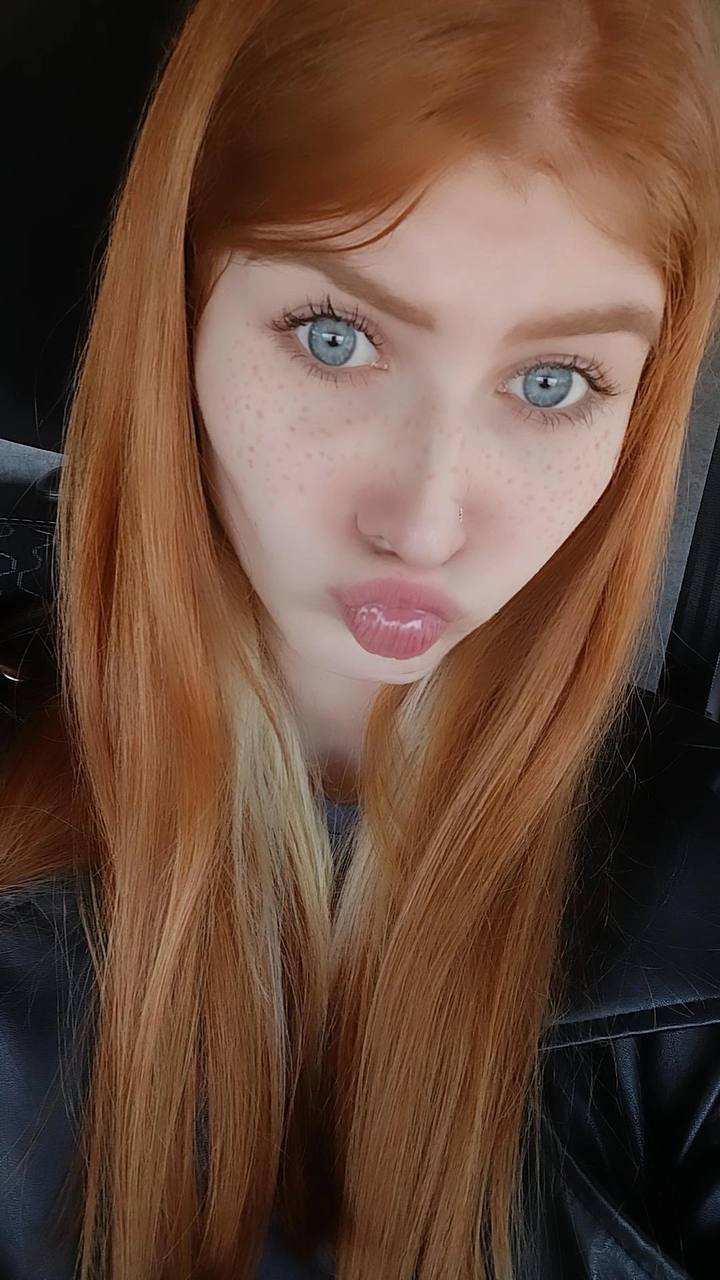 juliapowers from Jerkmate