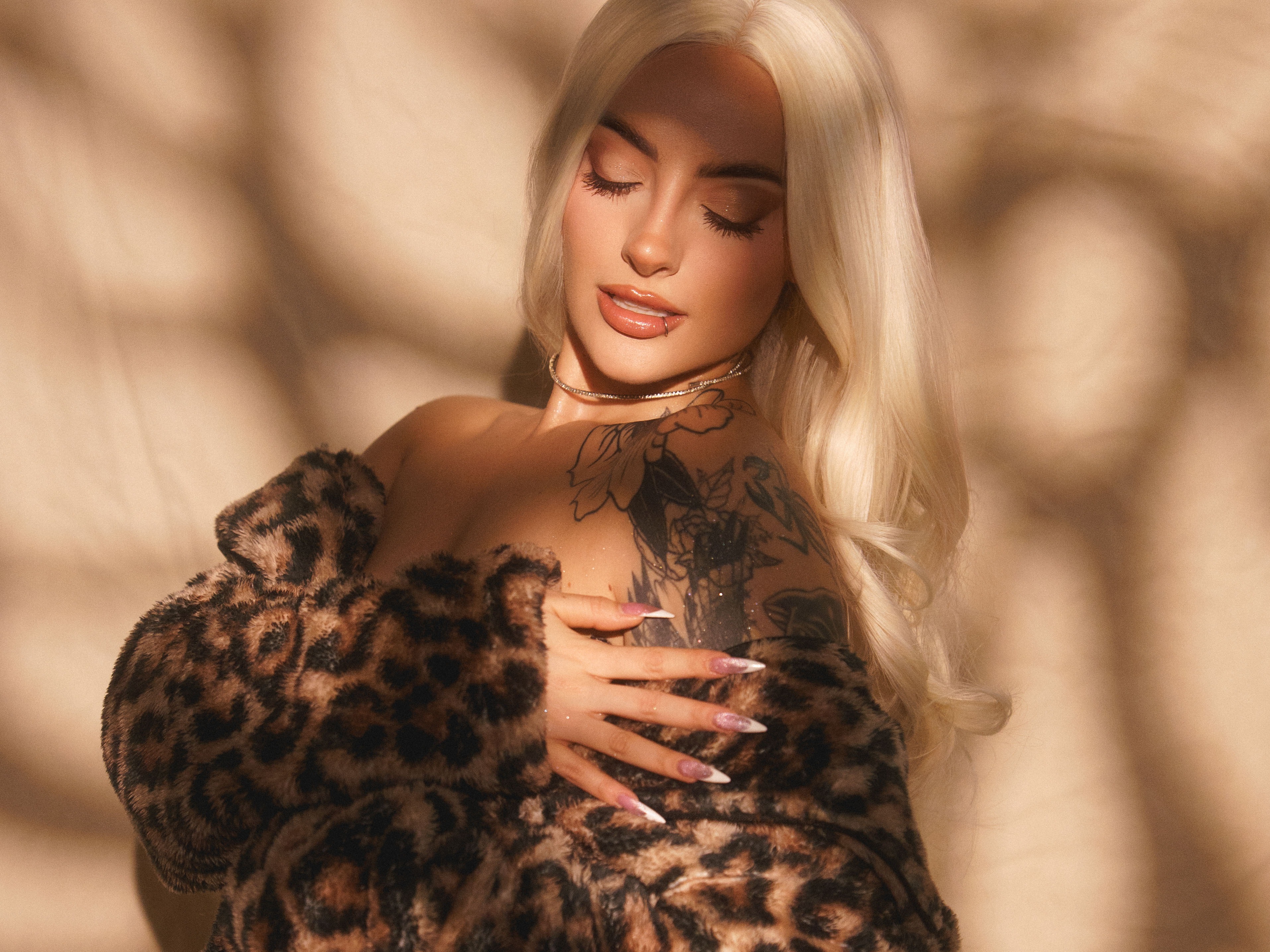 Elizabeth_Dumont picture 2