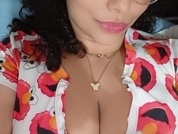 curly_sarah pic