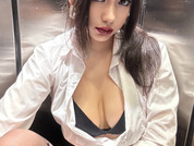sabripetite pic