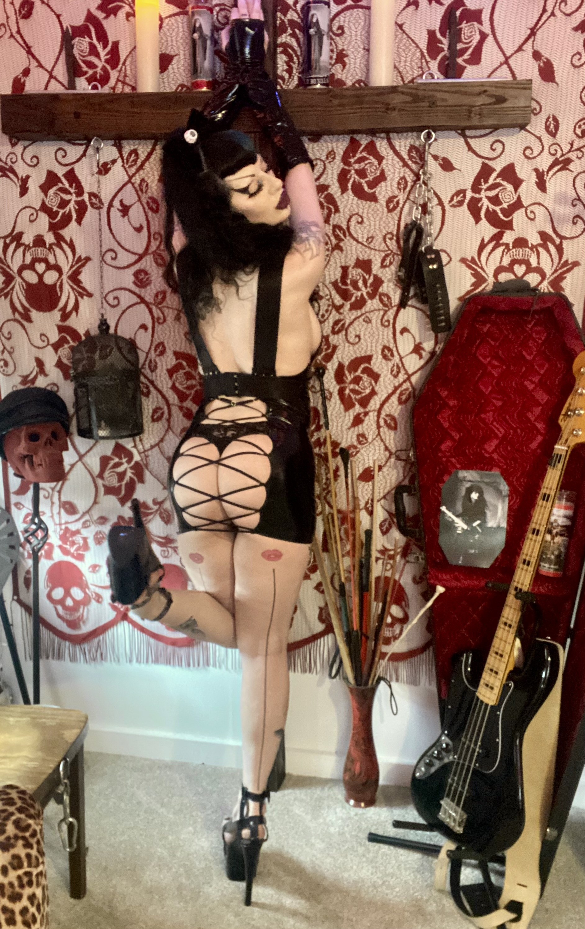mistress_elurasavage from Jerkmate