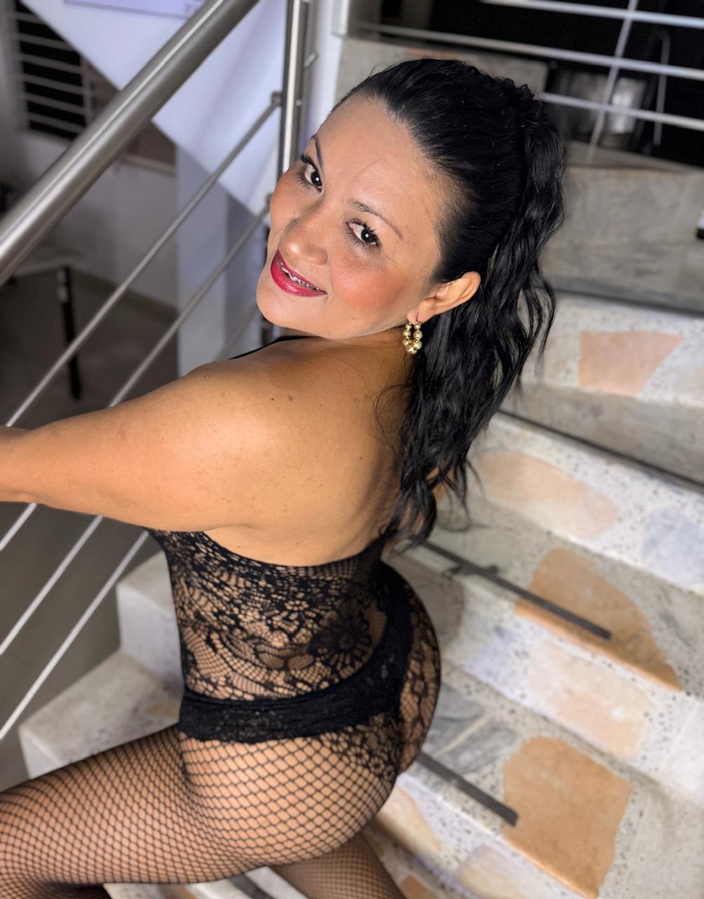 madam_hott from Jerkmate