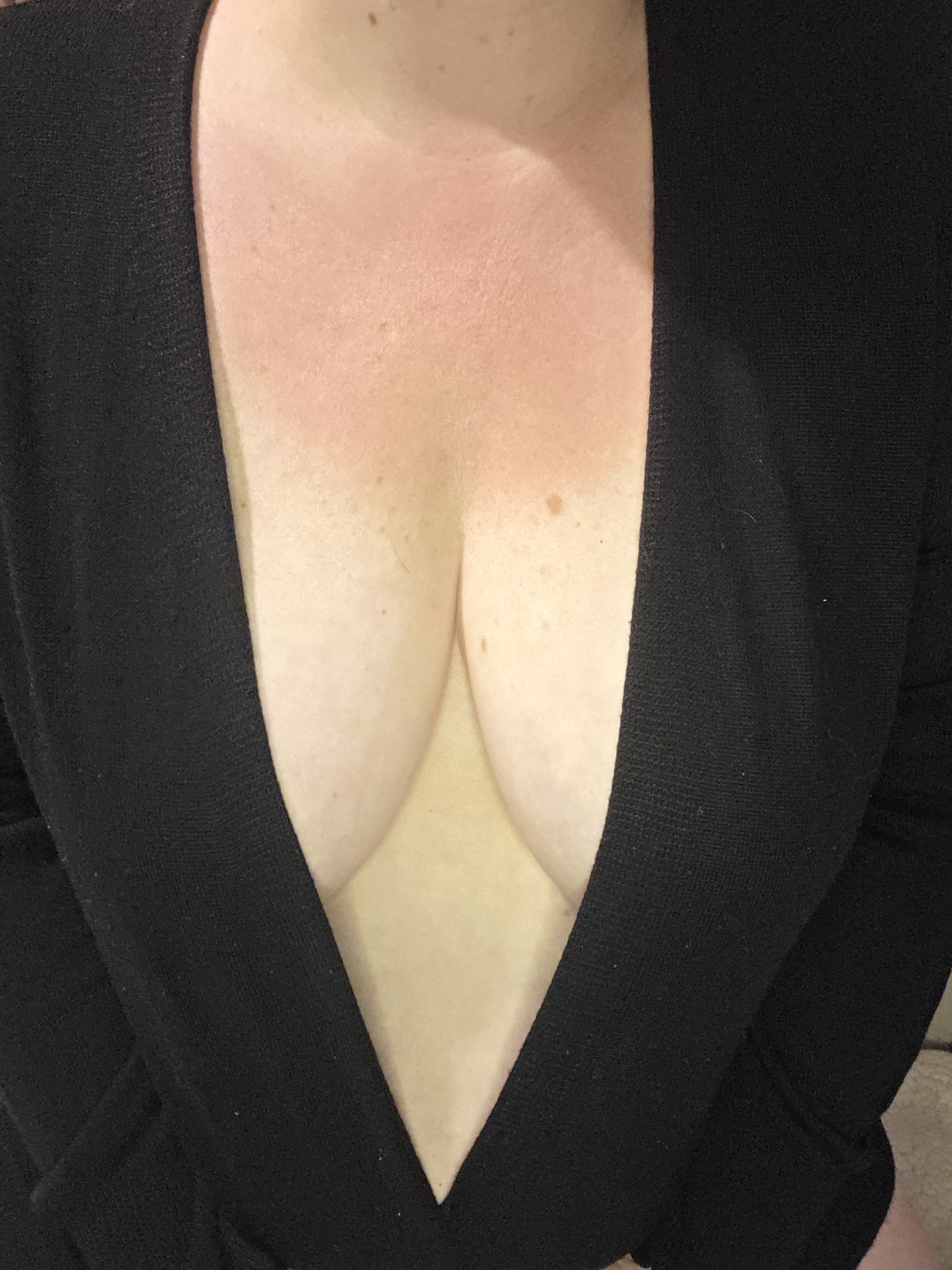 CurvyyCharliee