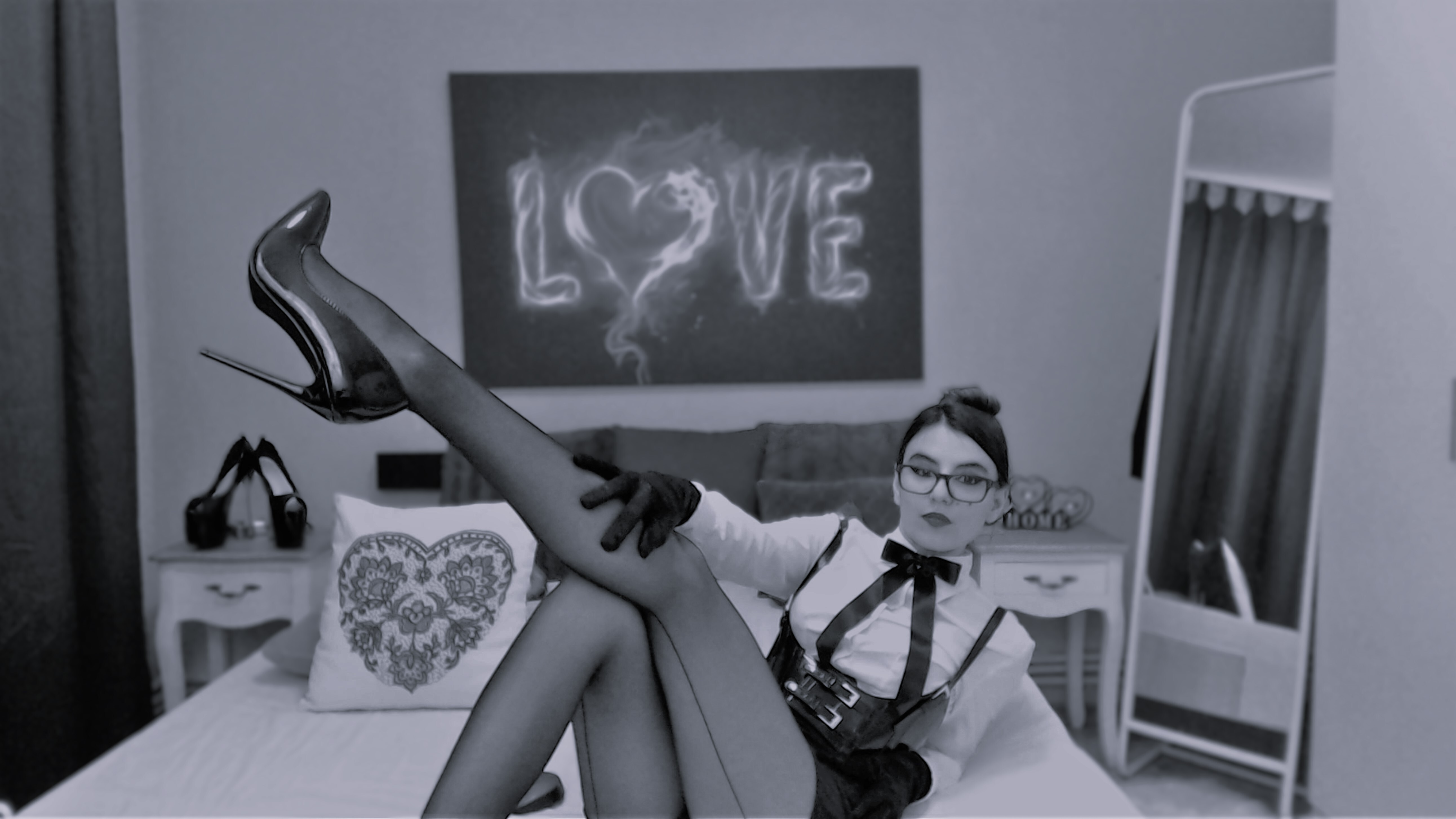 MistressMadelyn picture 8