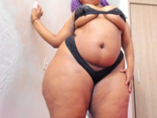 chloelarah pic