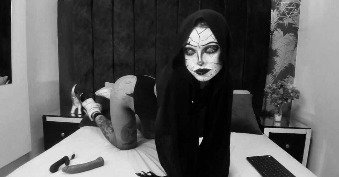 bitchval from Jerkmate