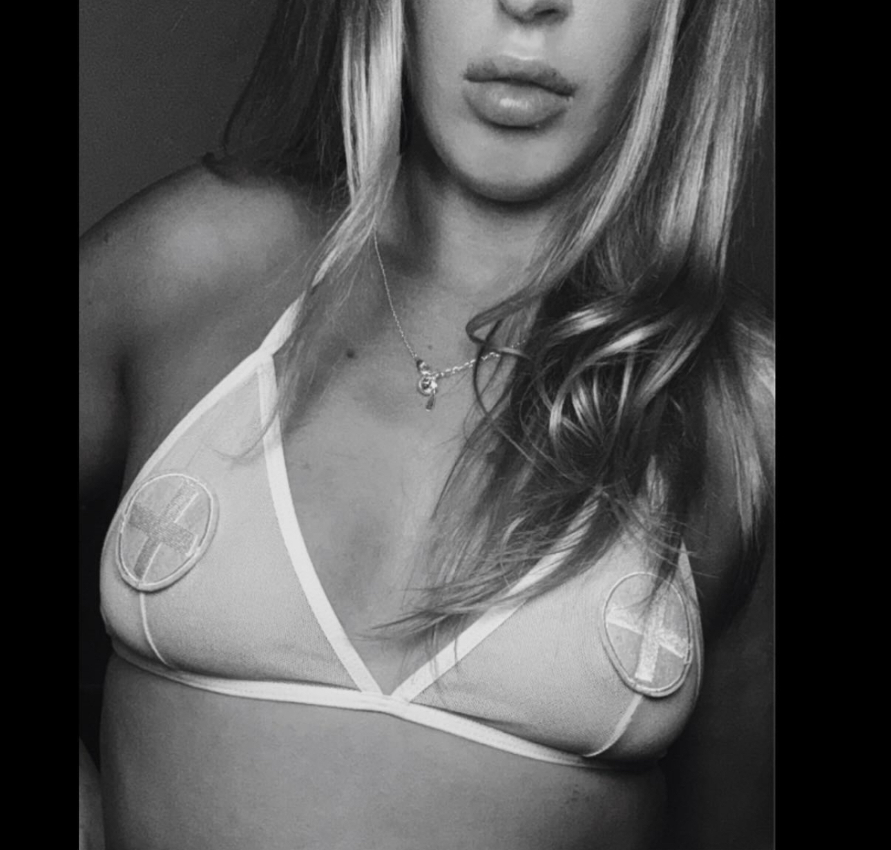 Elleiaxxo