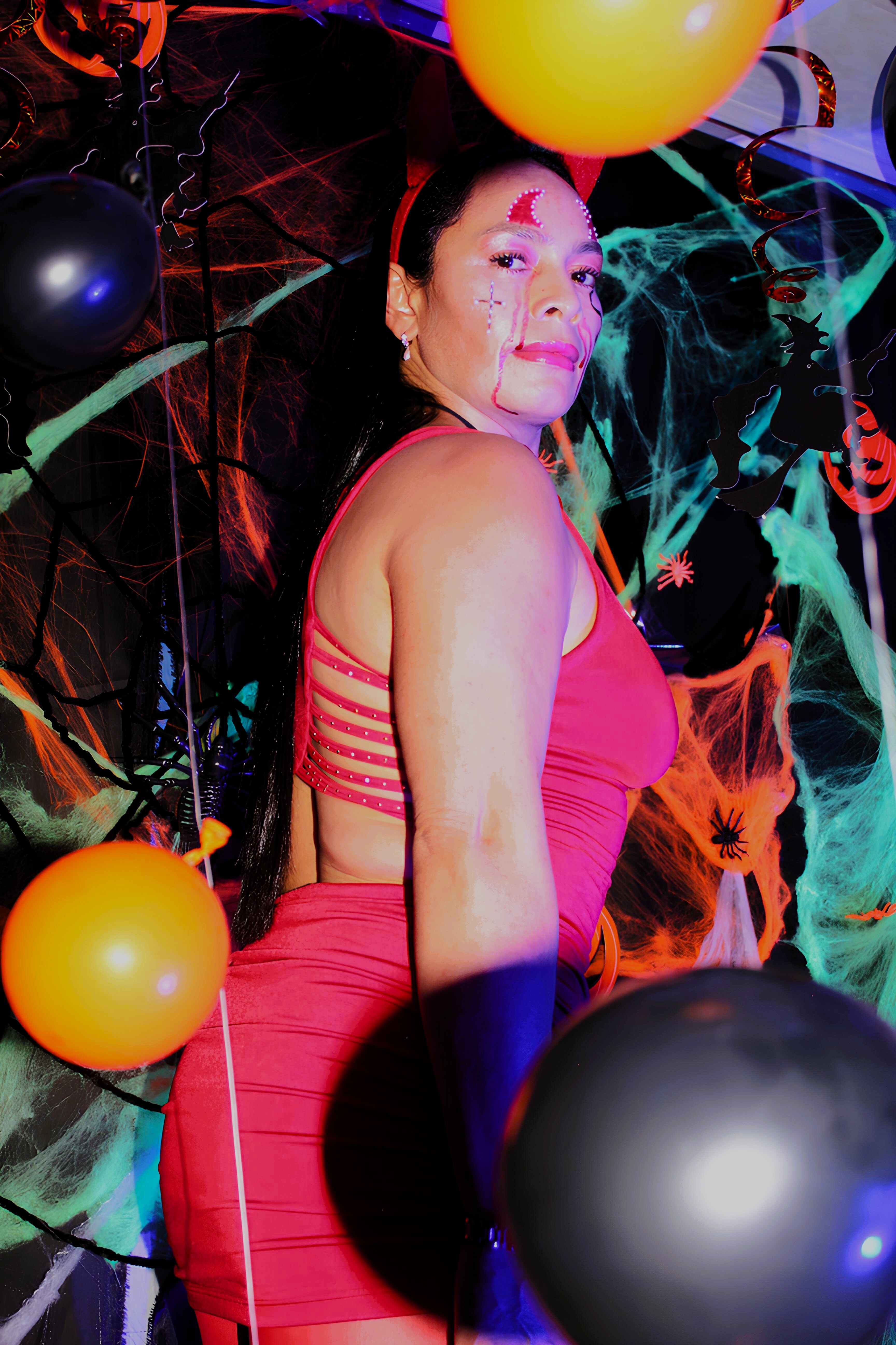 lucianaramirez18 from Jerkmate