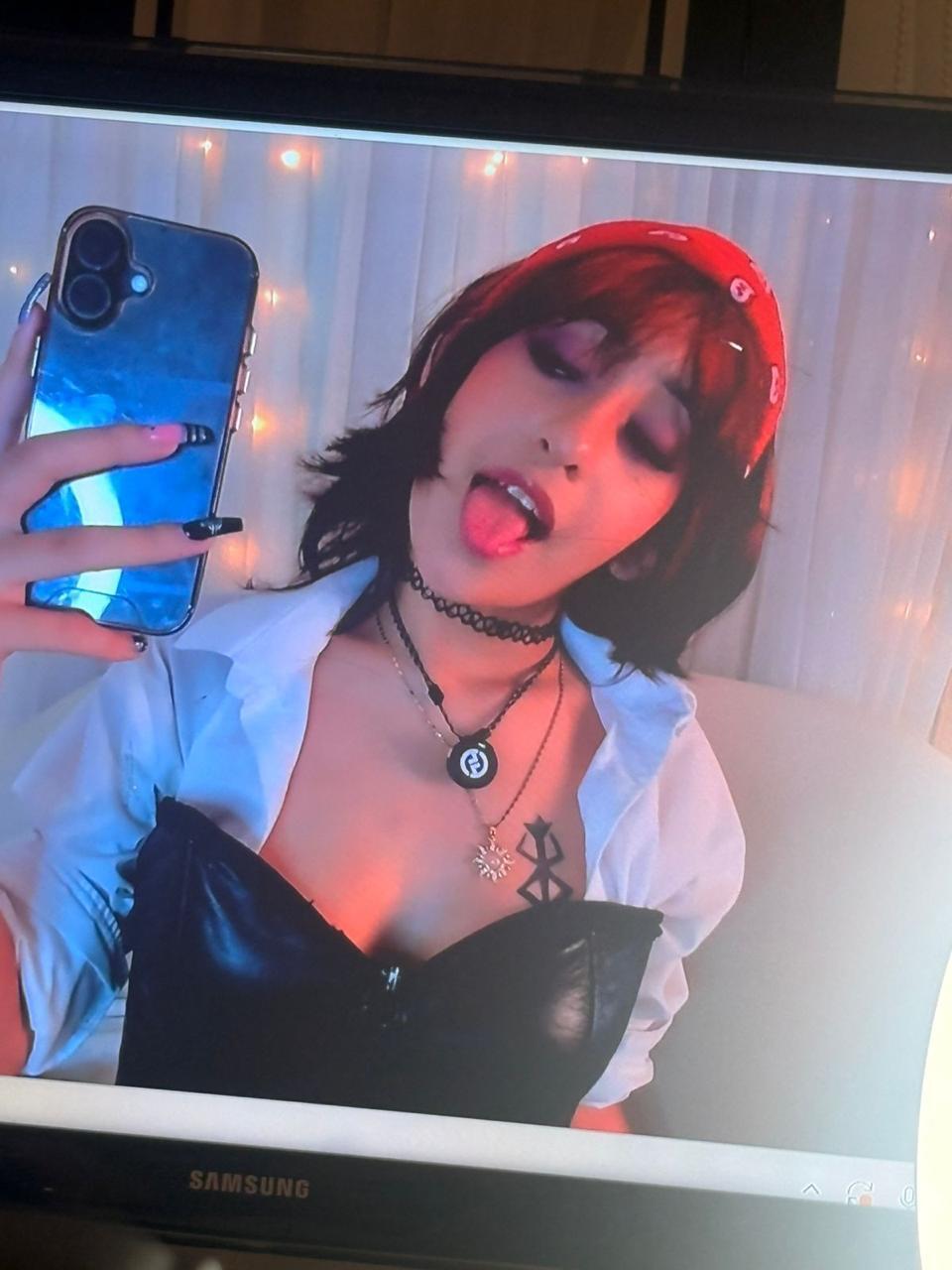 Mikaa_love