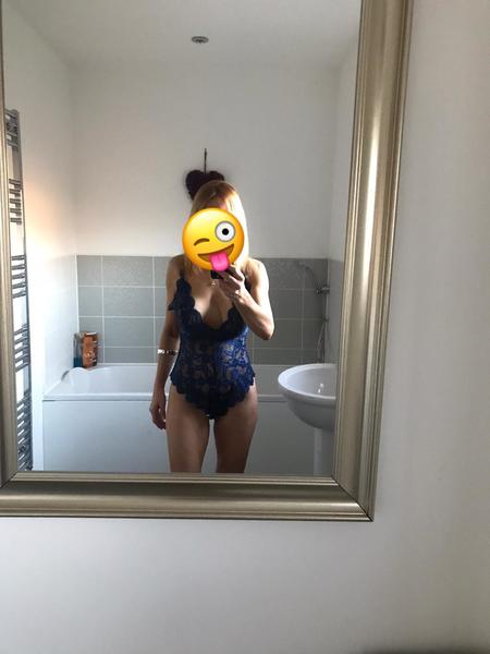 bee_uk from Jerkmate