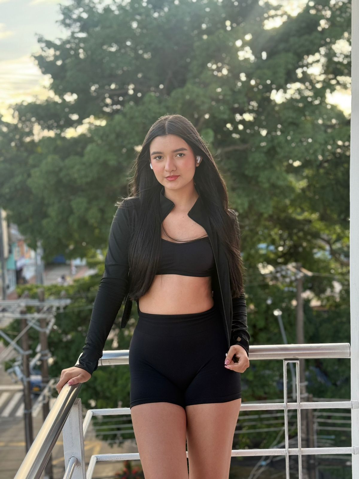 saraa_skinny from Jerkmate