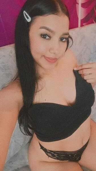 sofia_shy from Jerkmate