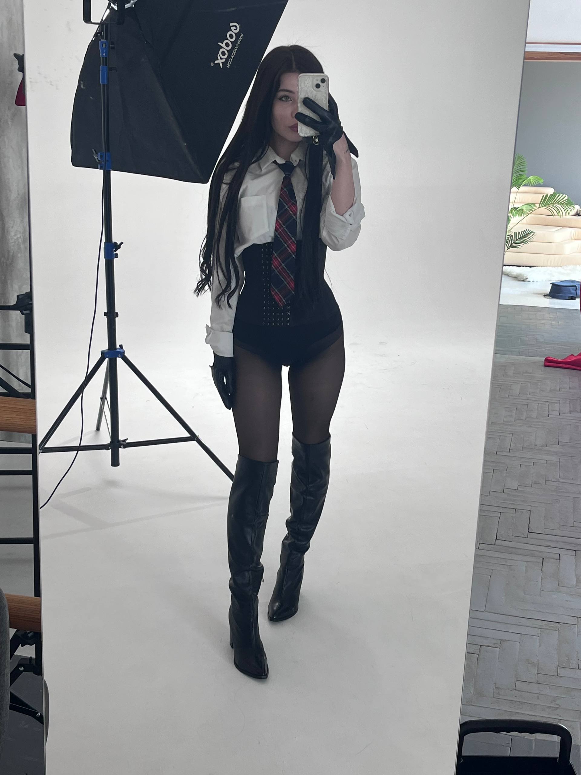 shinareed picture 1