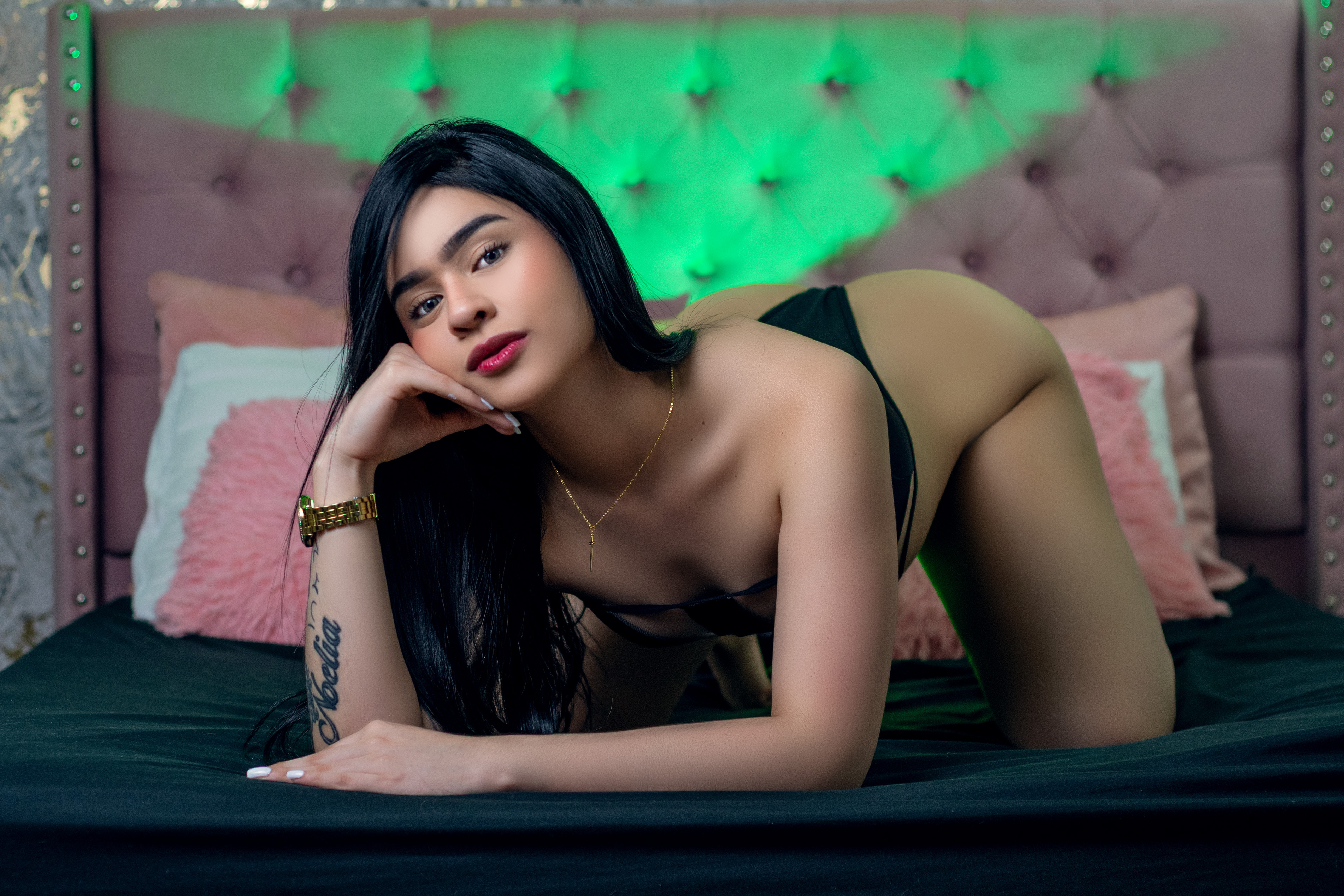 paulinaflame from Jerkmate