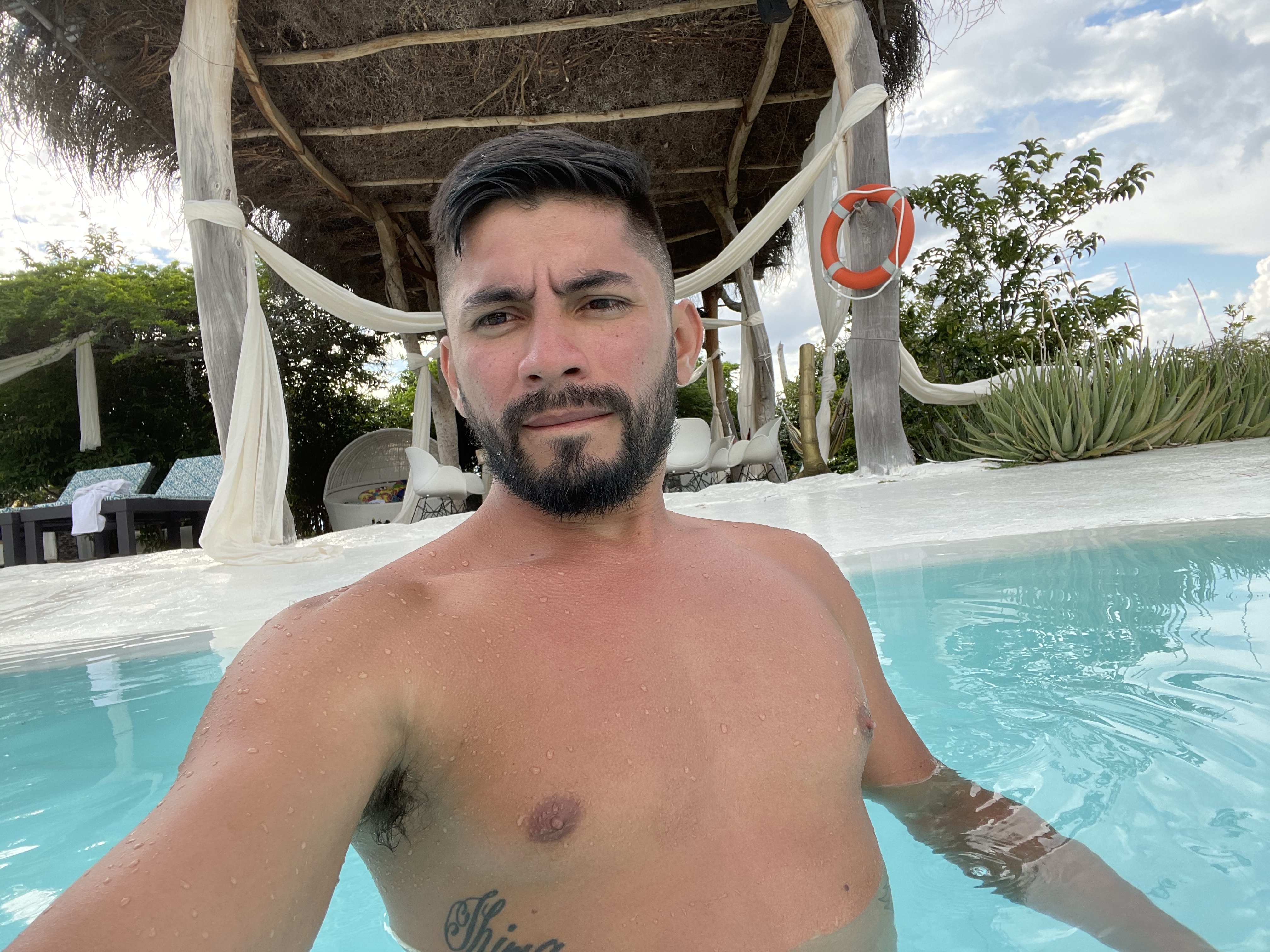 Chris_BigDickxxx