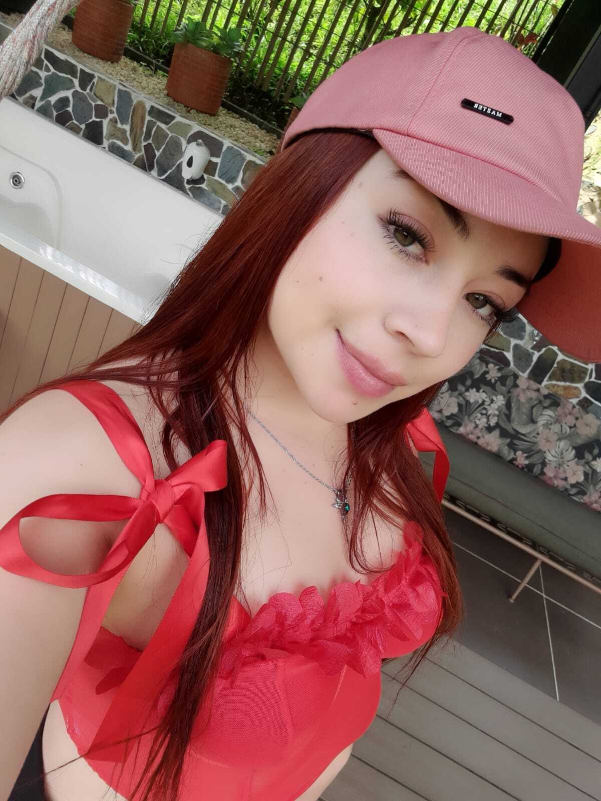 scarlettleblanc from Jerkmate