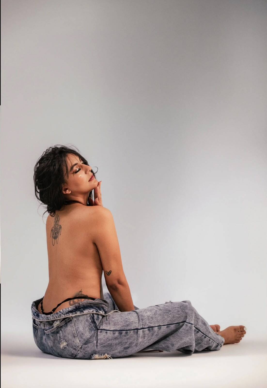 Saray_Collinss picture 3