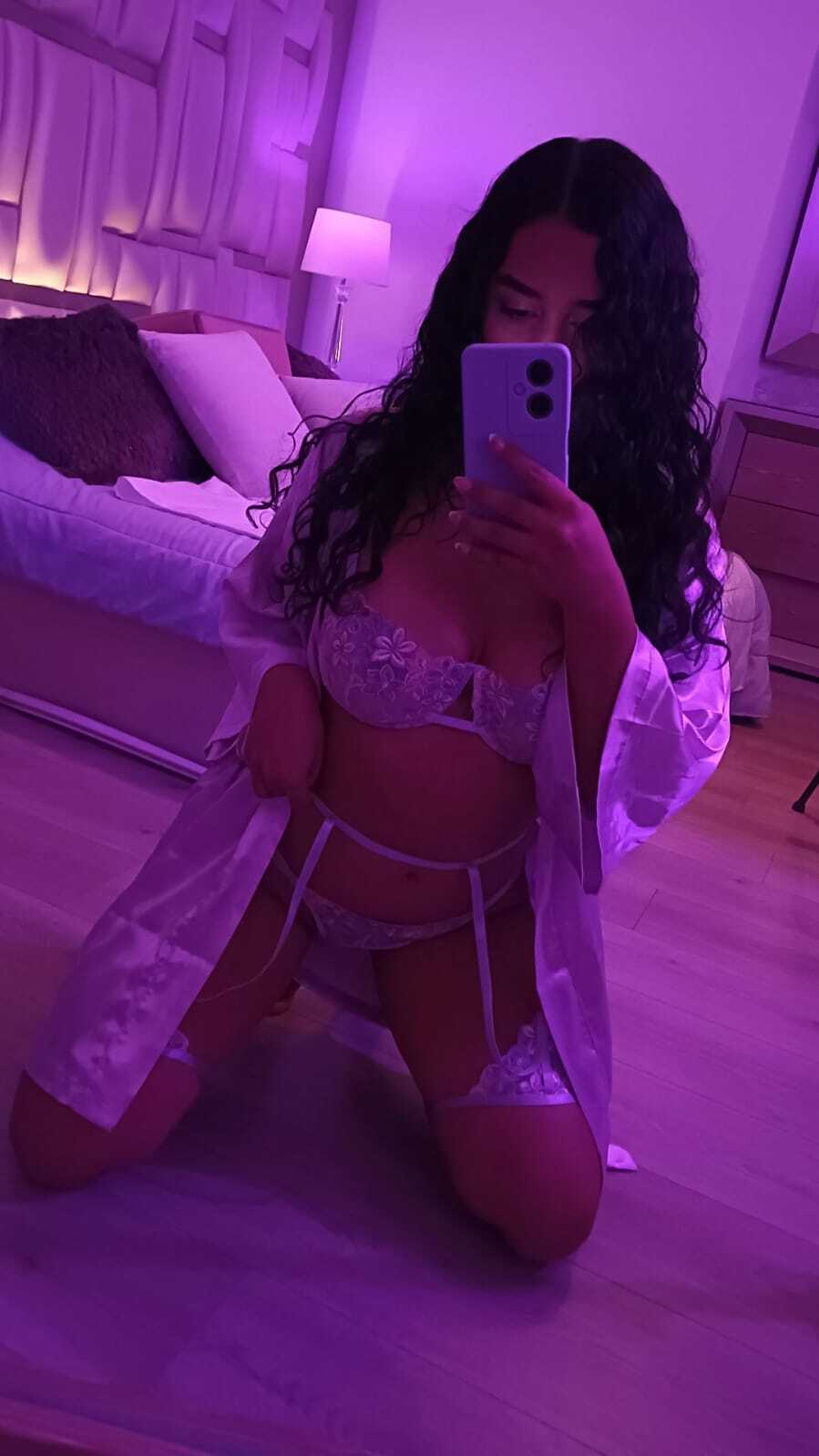 bonniegemma from Jerkmate