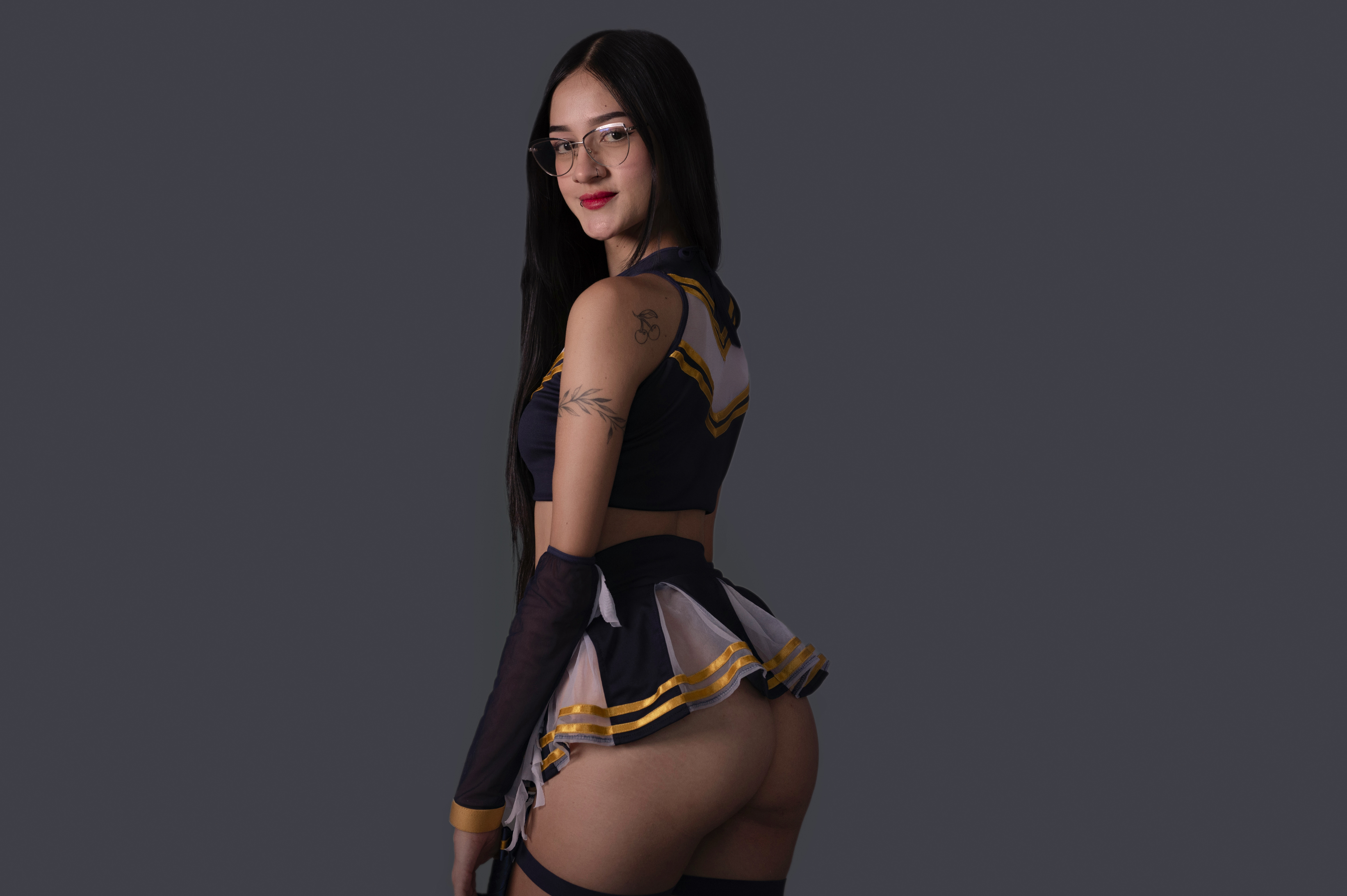 sarasthore from Jerkmate