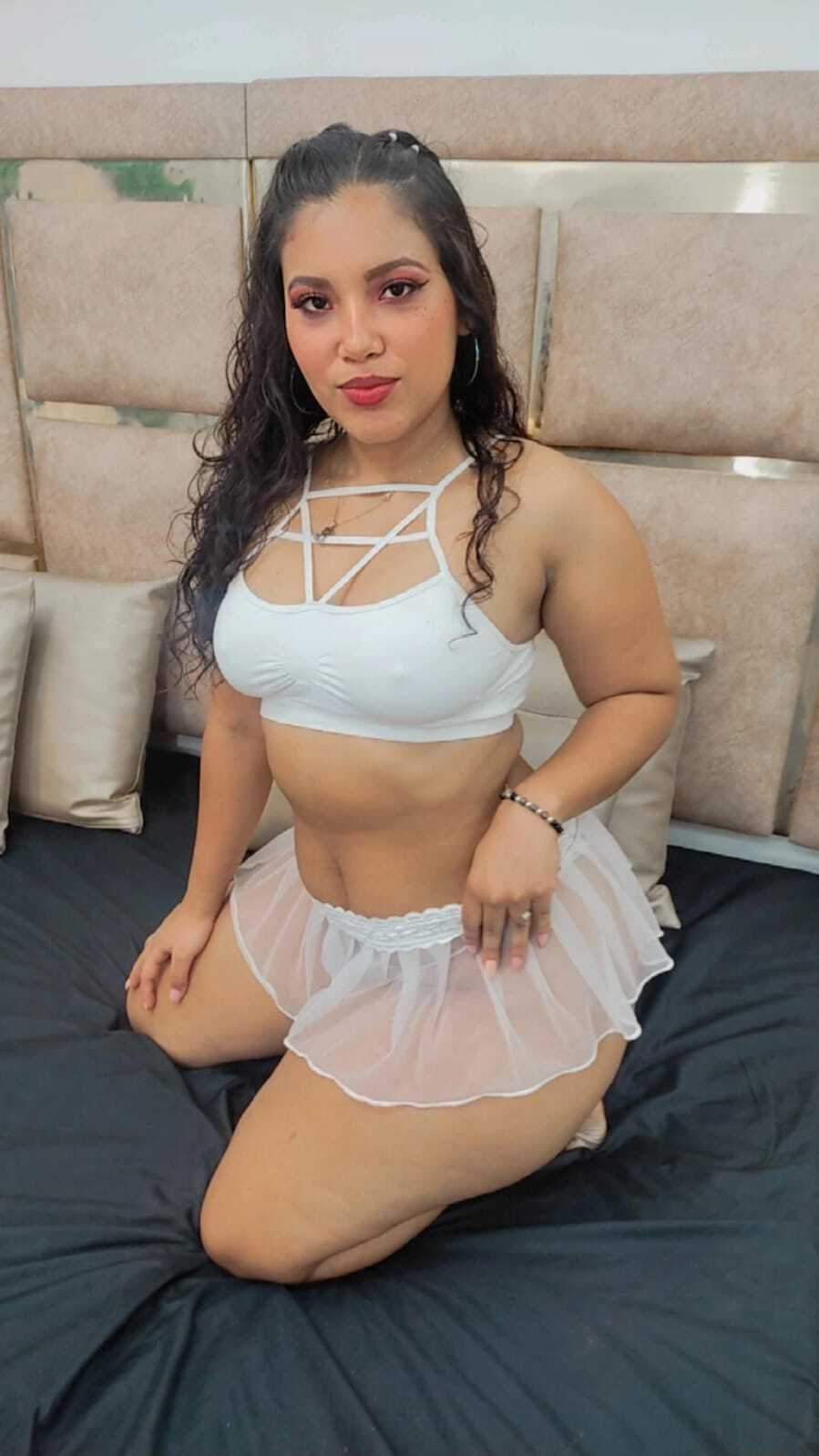 rubiambar19 from Jerkmate