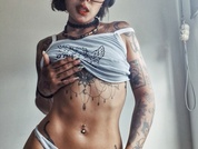 bitchval pic