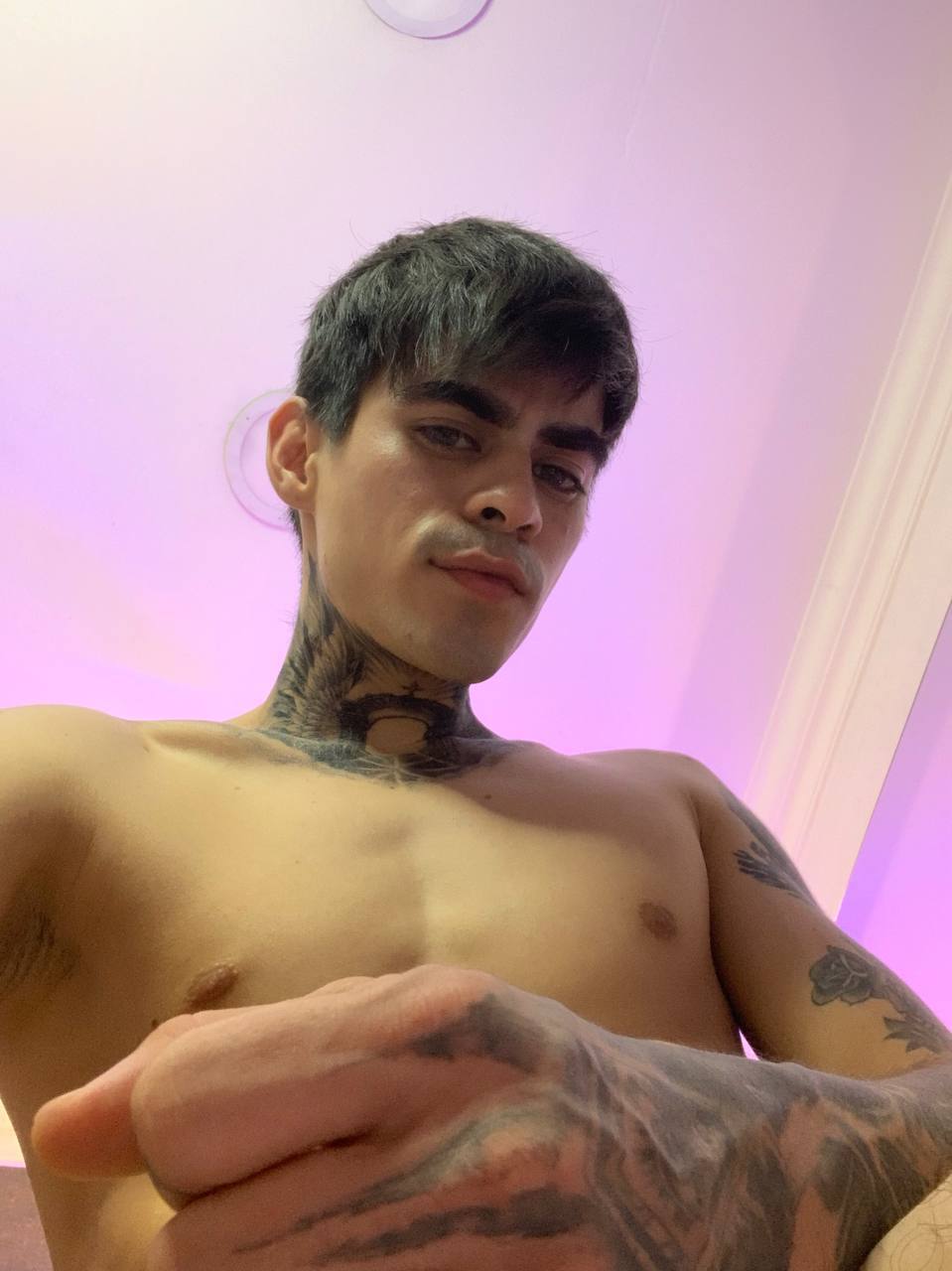 aron_muller from Jerkmate