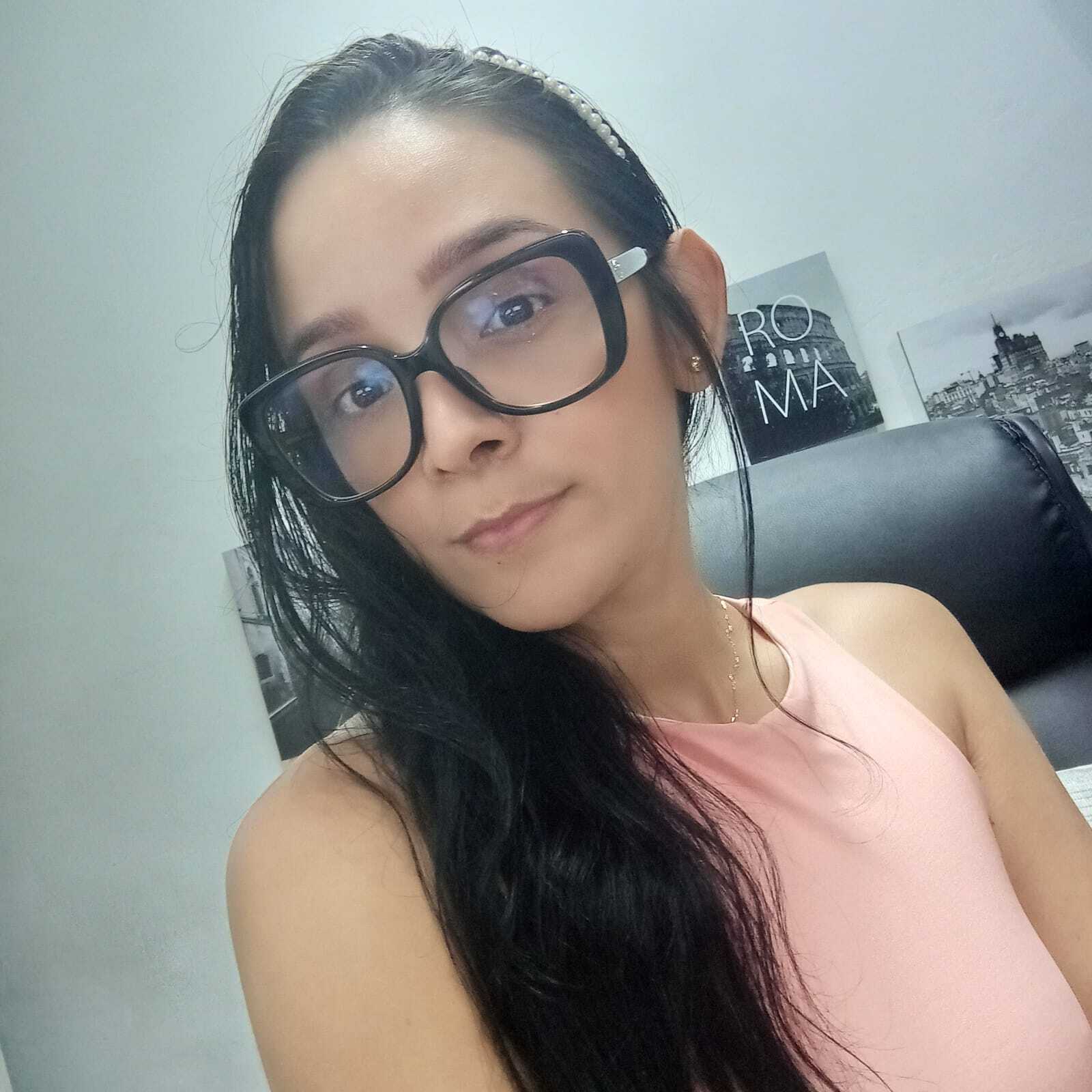 AriiagnaGrande18