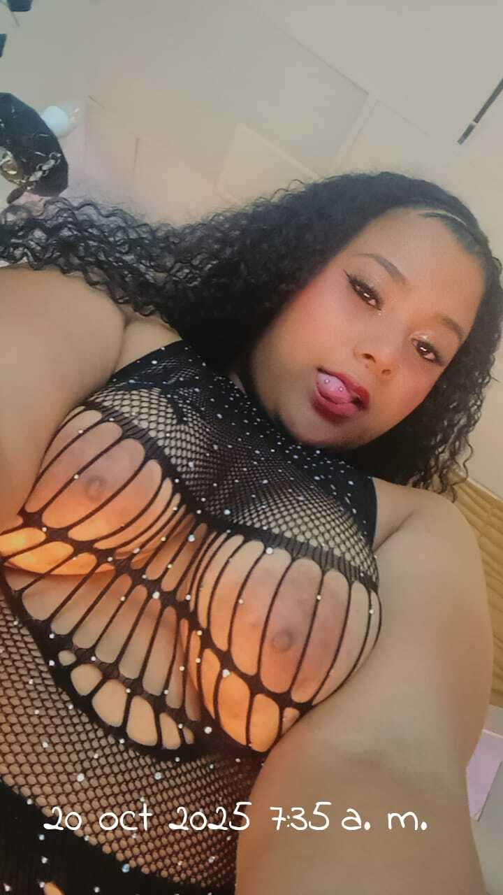 jadesoleile from Jerkmate