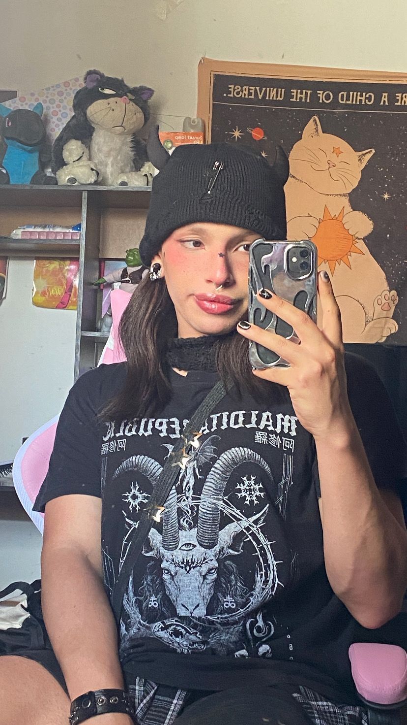 ella_thorne from Jerkmate