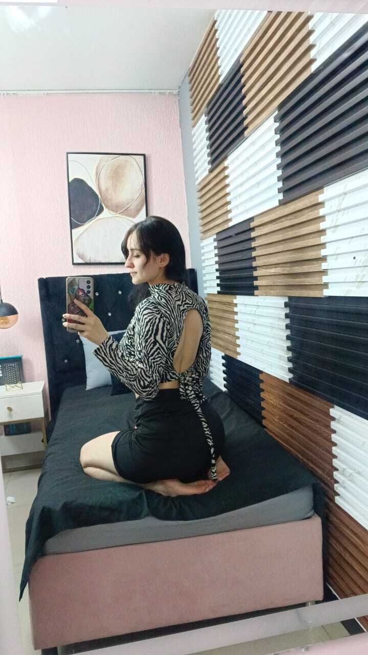 annielamberth from Jerkmate
