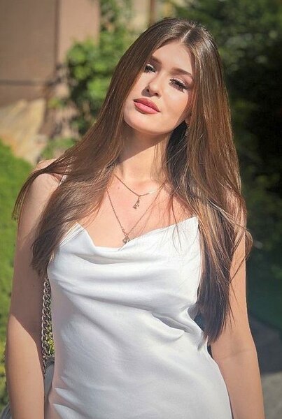 AngeLinA199