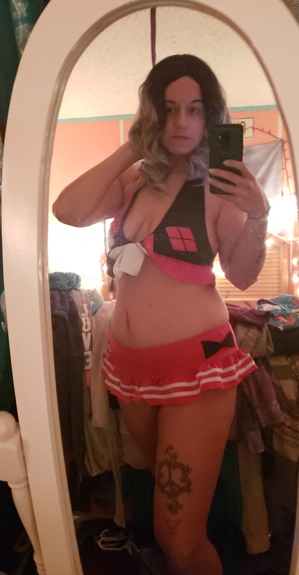 friskykitty4you from Jerkmate