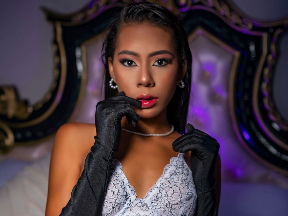 karlaamegan from Jerkmate