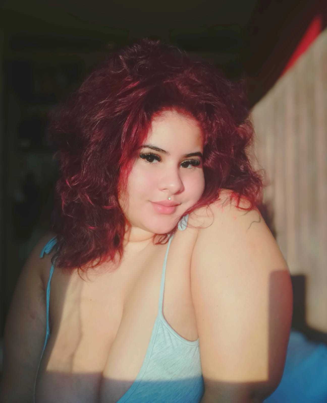adelinameilo from Jerkmate