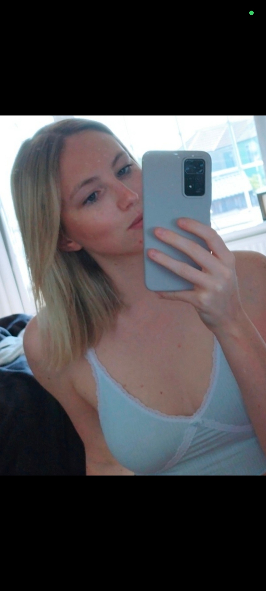 Tallblondiexx