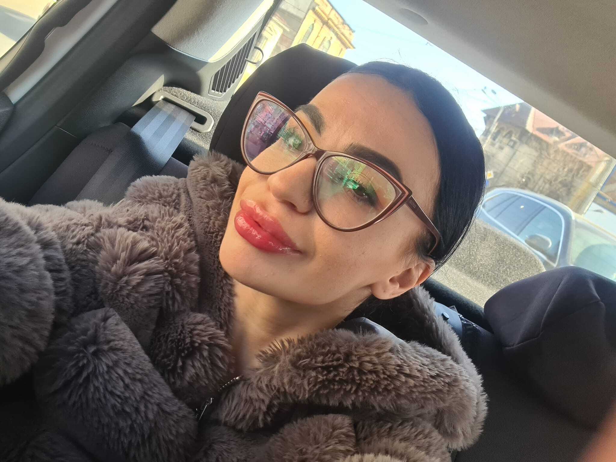 RaniaVibesxx picture 6