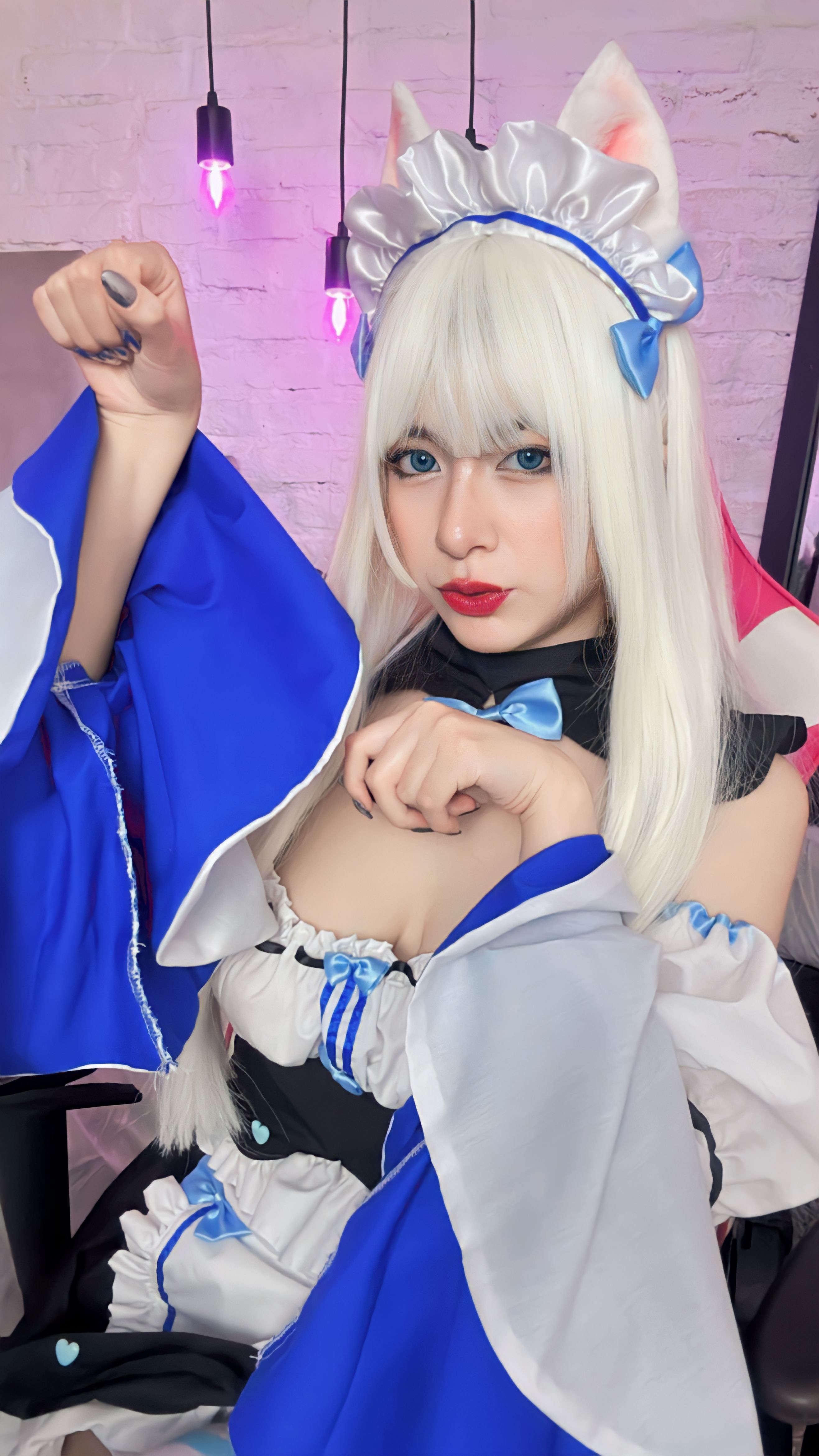 sabripetite from Jerkmate