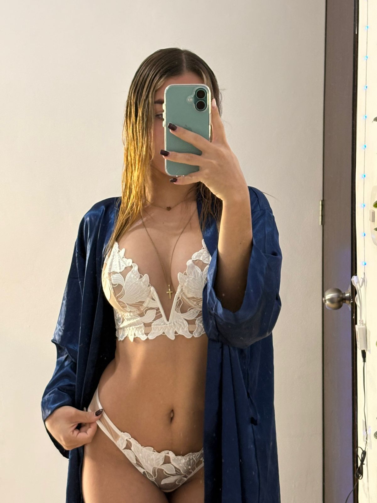 skywillow_oficial from Jerkmate
