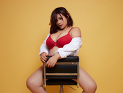 sophiecurvess pic