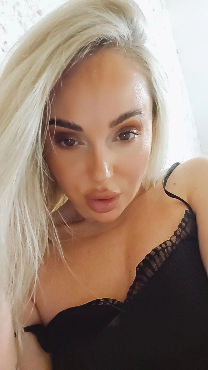 OrianaWade