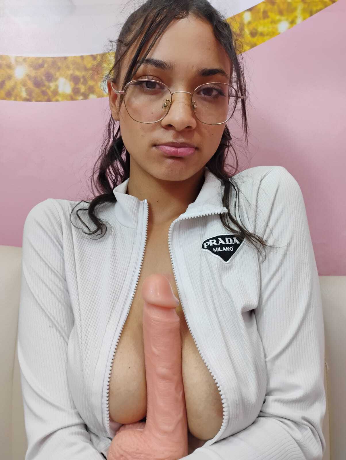 julistorm from Jerkmate