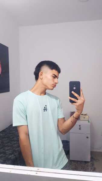 alejandro20 from Jerkmate