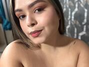 Chat Live with KimWeet  22 year old Amateur Cam Girl from Colombia Photo