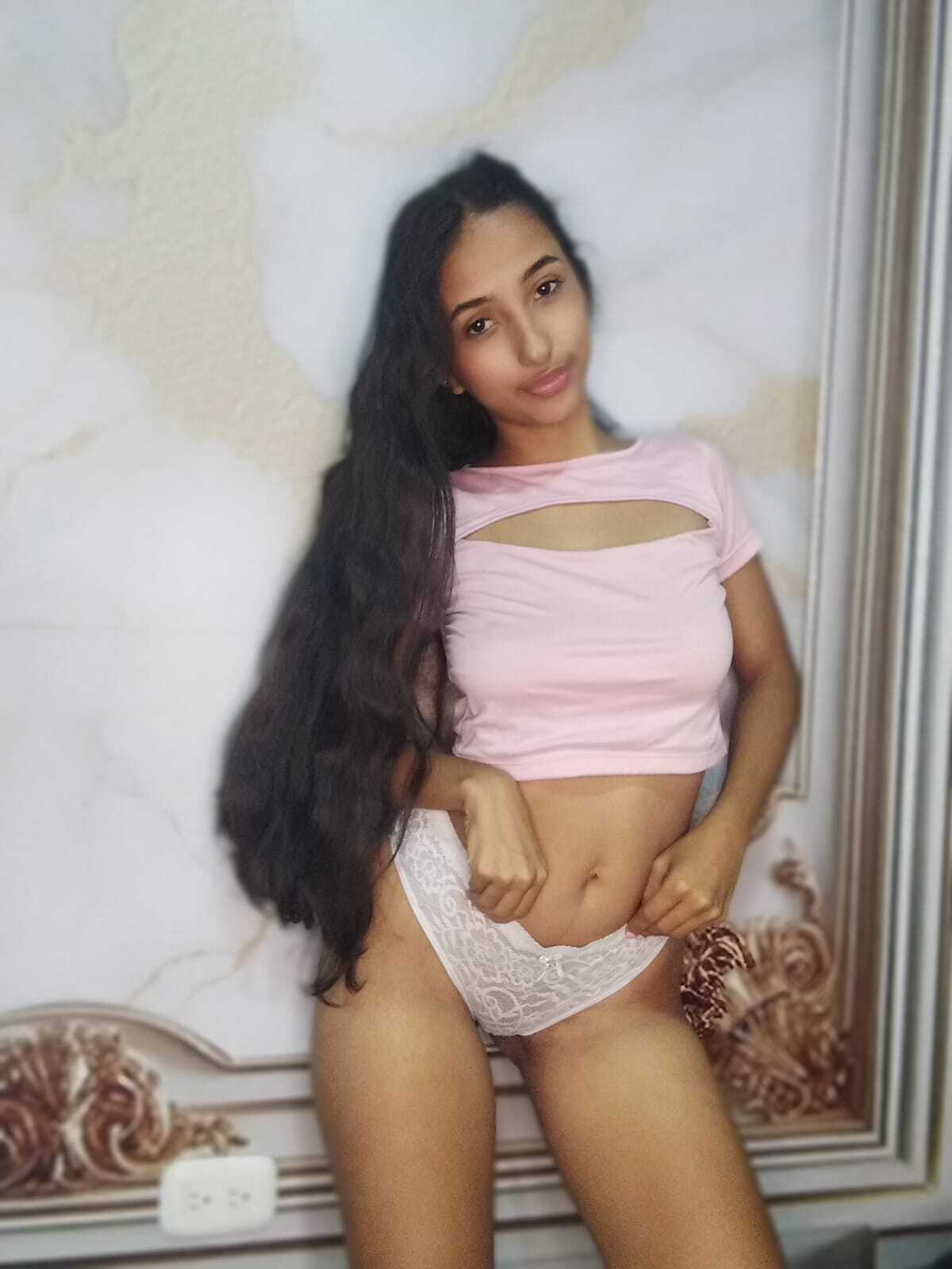 sweetmilkylally from Jerkmate