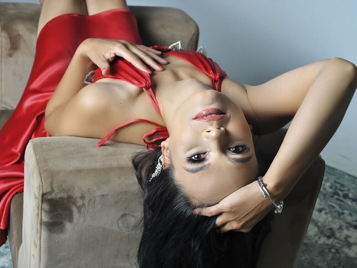 julietorres from Jerkmate