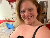 BustyBeautifulGinger