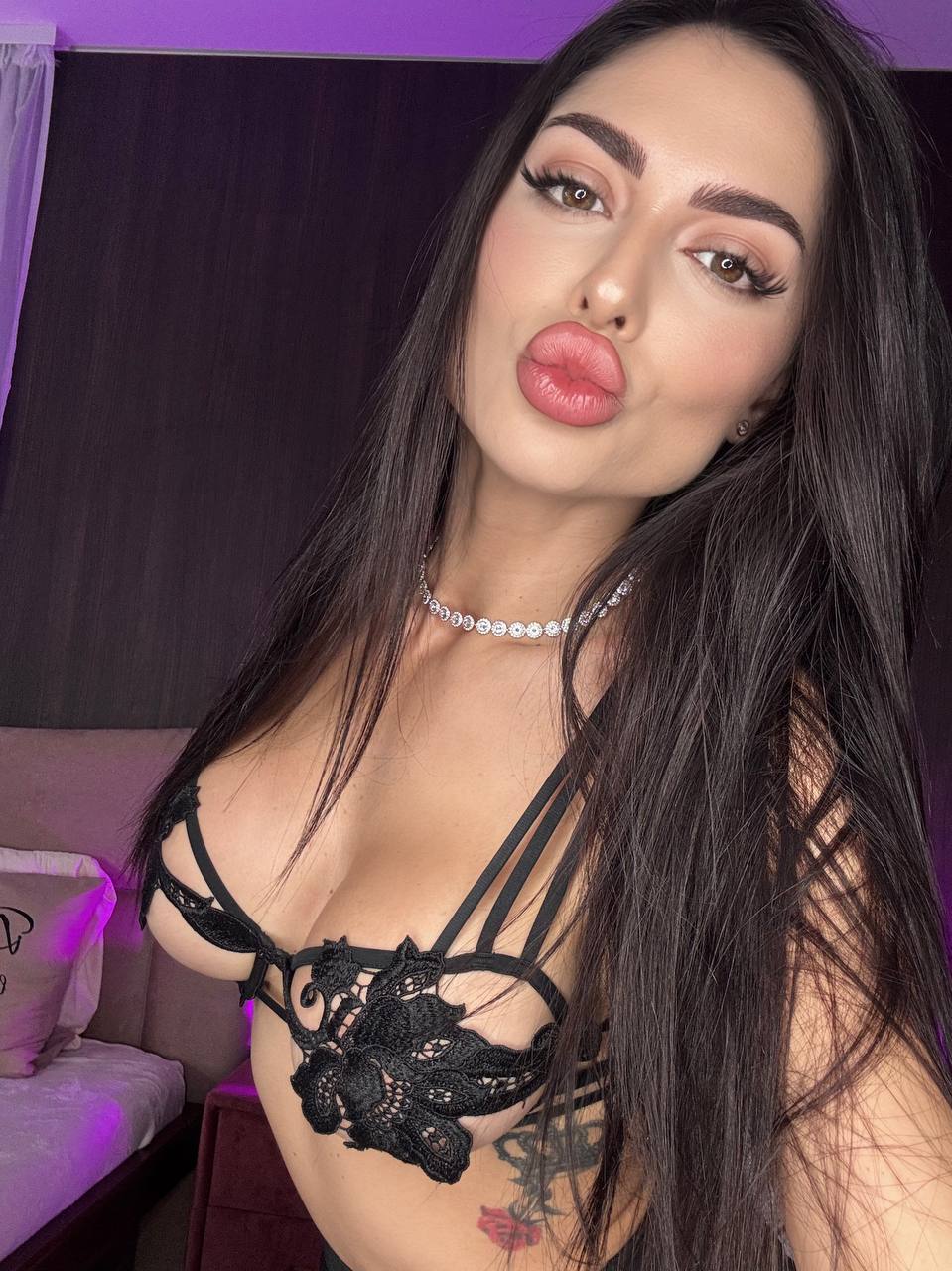 chloedevine from Jerkmate