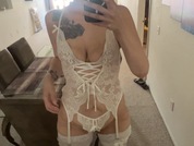 reddactedreina photo