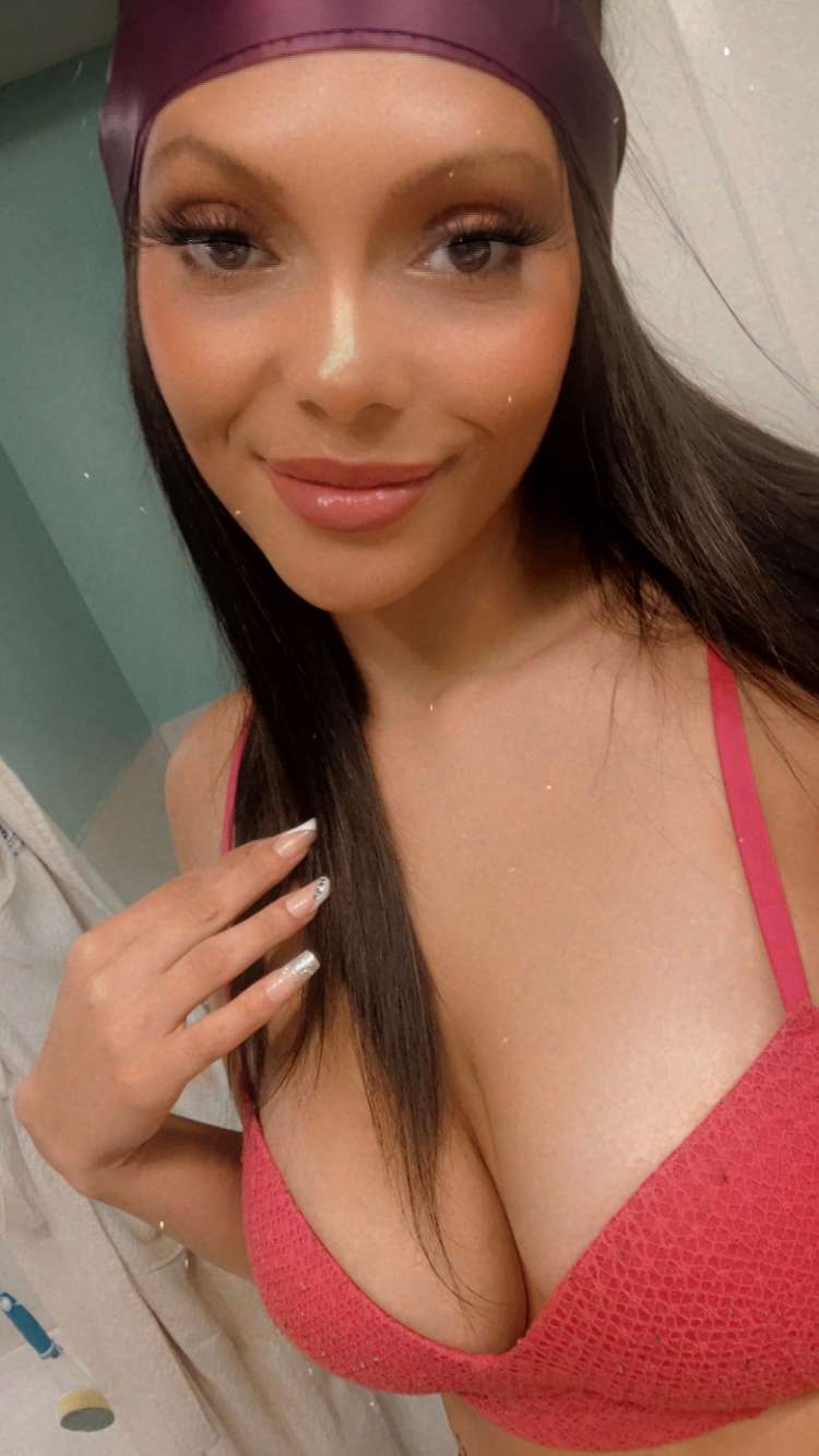 luluvalenttine from Jerkmate