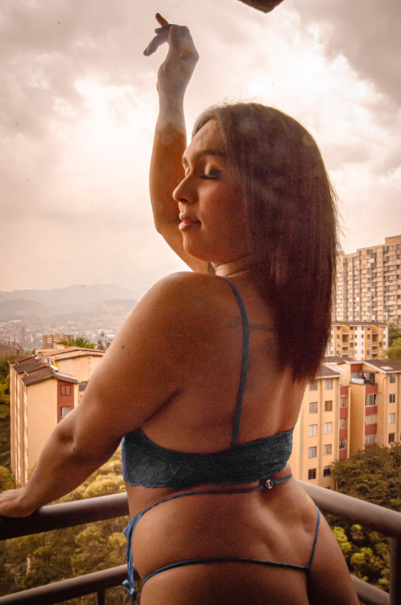 luisamartiinezz from Jerkmate